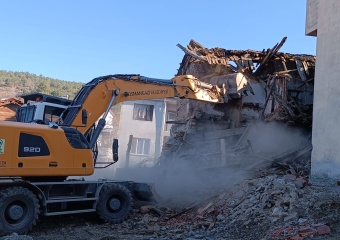 Osmangazi’de Metruk Bina Yıkımları Hız Kazandı