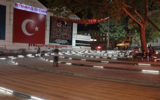 /projeler/15-temmuz-demokrasi-meydani-312/demokrasi-meydani-74.jpg