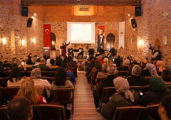 Yazdığı En Özel Şiirlerini Osmangazi’de Okudu