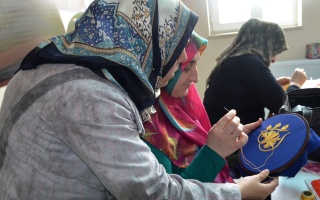 /projeler/bilgi-evleri-projesi-169/mehmet-akif-bilgi-evi-el-sanatlari-3.jpg