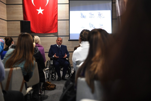 Osmangazi Belediyesi’nden Engelli Bireyler ve Aileleri İçin Seminer