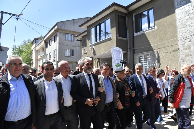 Köy Düğününde Coşku Doruk Yaptı