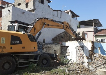 Osmangazi’de Metruk Bina Mesaisi