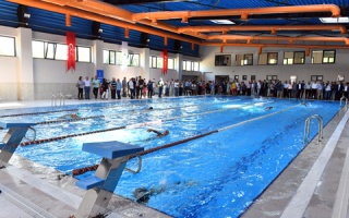 /projeler/yeni-karaman-yari-olimpik-yuzme-havuzu-330/03.jpg